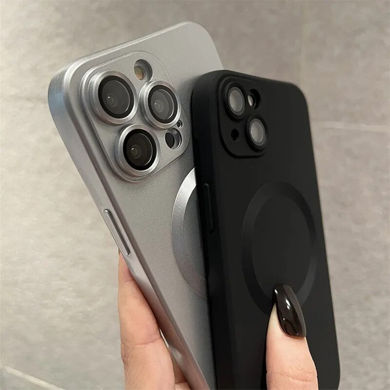 Luxury Magnetic Silicone Phone Case for IPhone 15 Series
